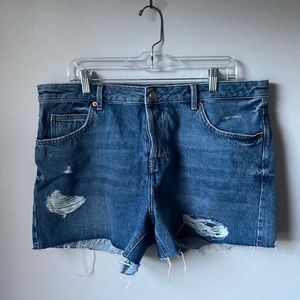 Mid-rise, Raw Hem Jean Shorts - TopShop